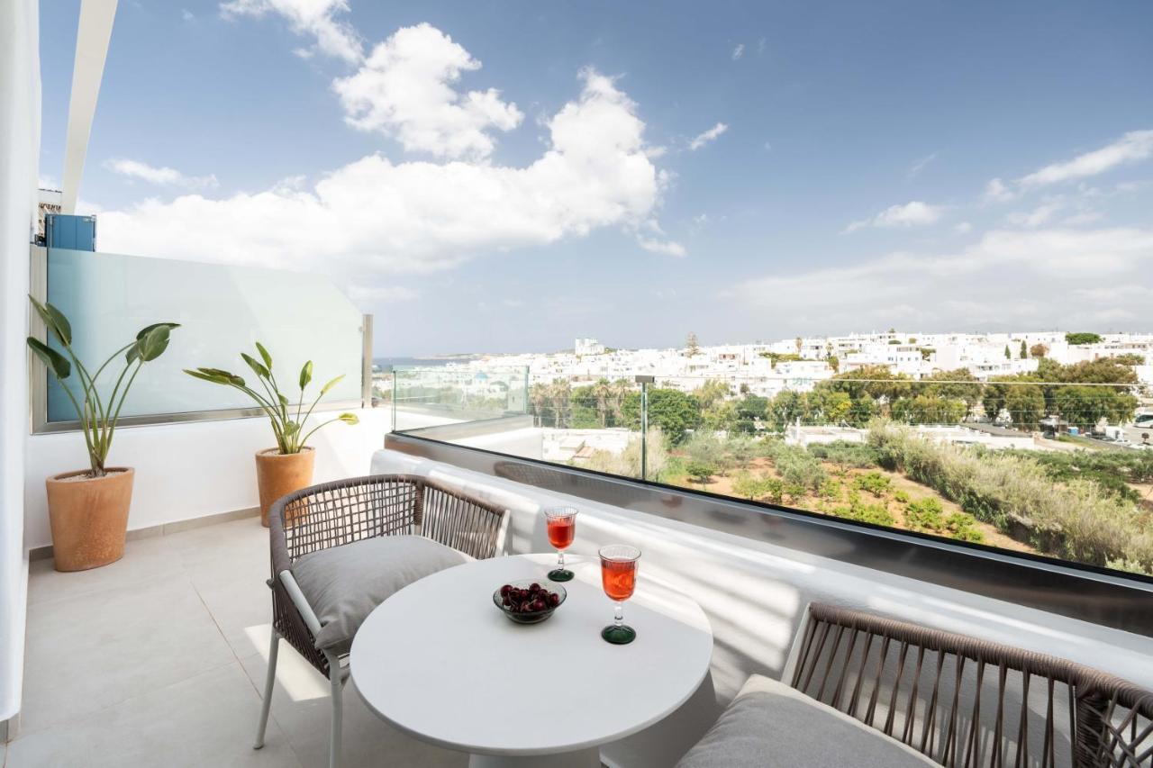 נאוסה Aura Suites Paros מראה חיצוני תמונה