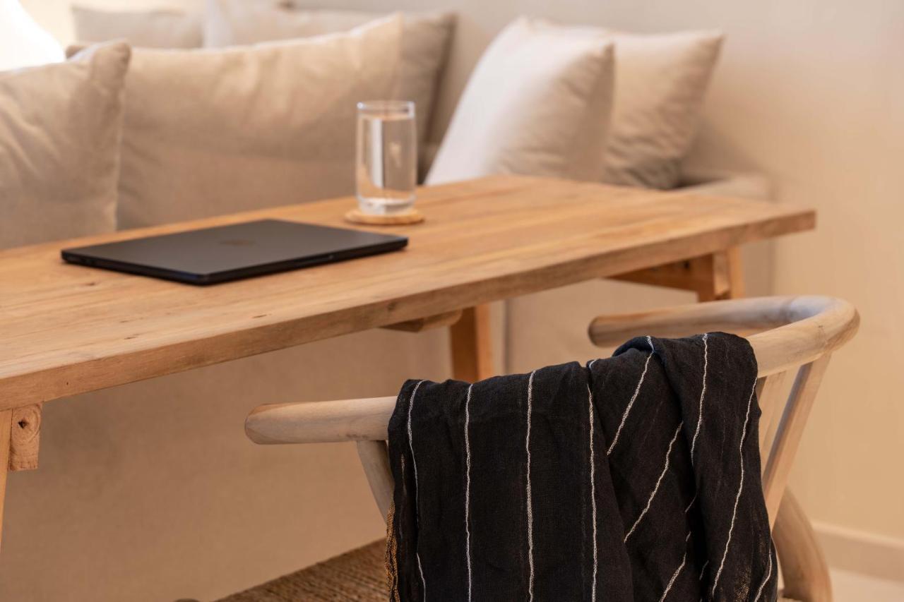 נאוסה Aura Suites Paros מראה חיצוני תמונה